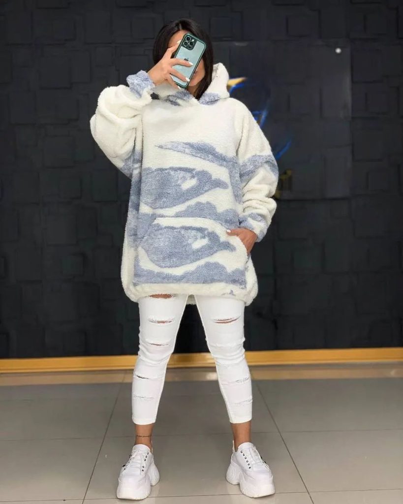 Autumn style for girls with a hoodie 18