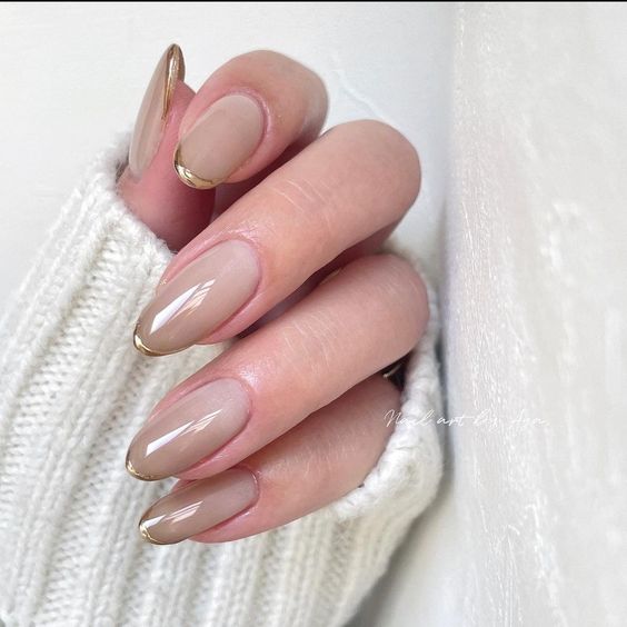 طرح ناخن پاییزی ساده و شیک