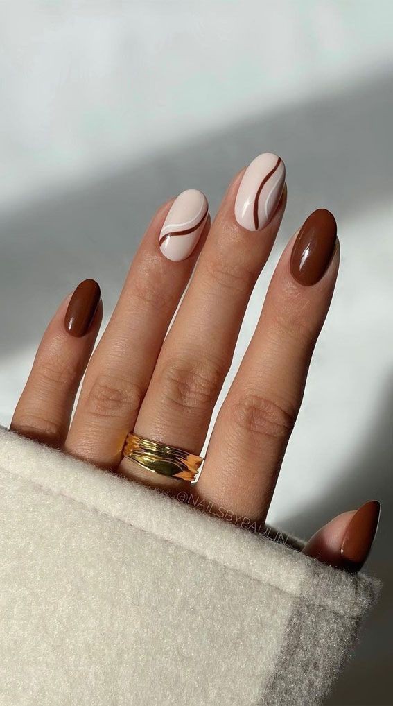 brown-trend-2025-nail-design-mahfamshop (13)
