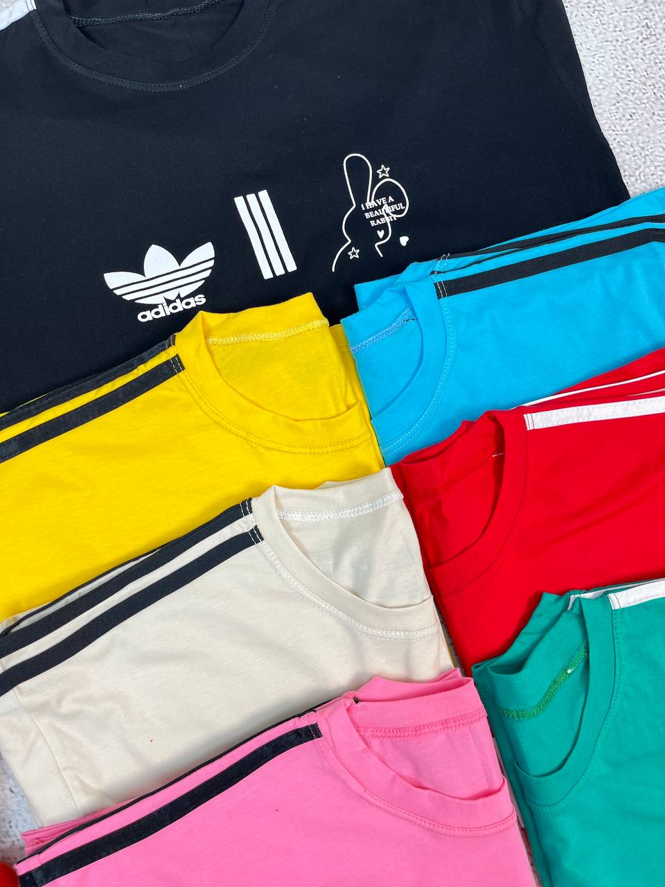 ست ورزشی تیشرت شلوار آدیداس