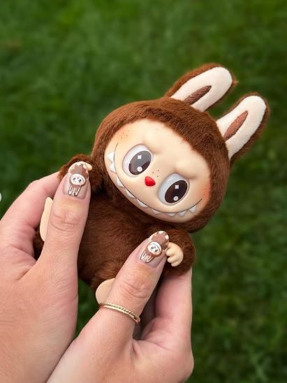 ناخن مصنوعی