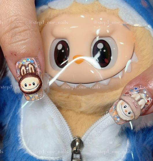 ناخن مصنوعی