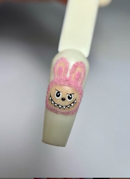 ناخن مصنوعی