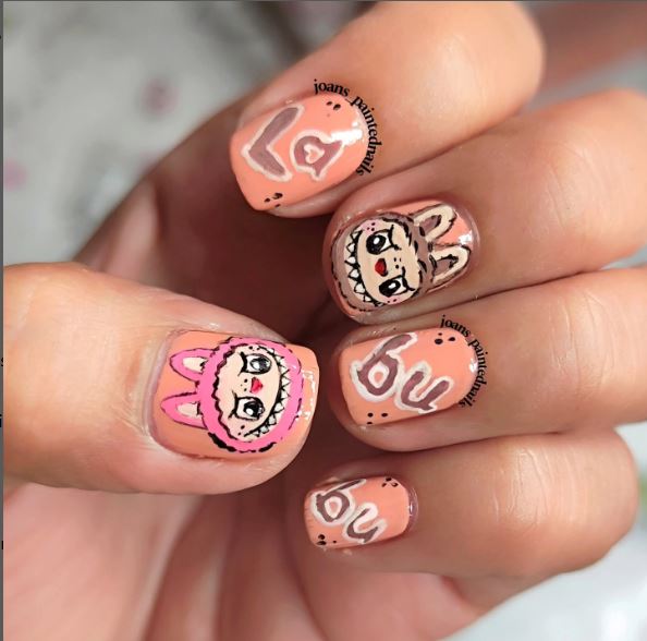 ناخن مصنوعی