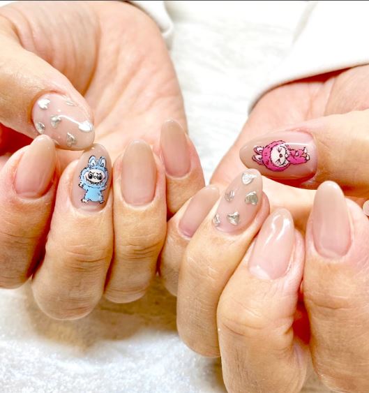 ناخن مصنوعی