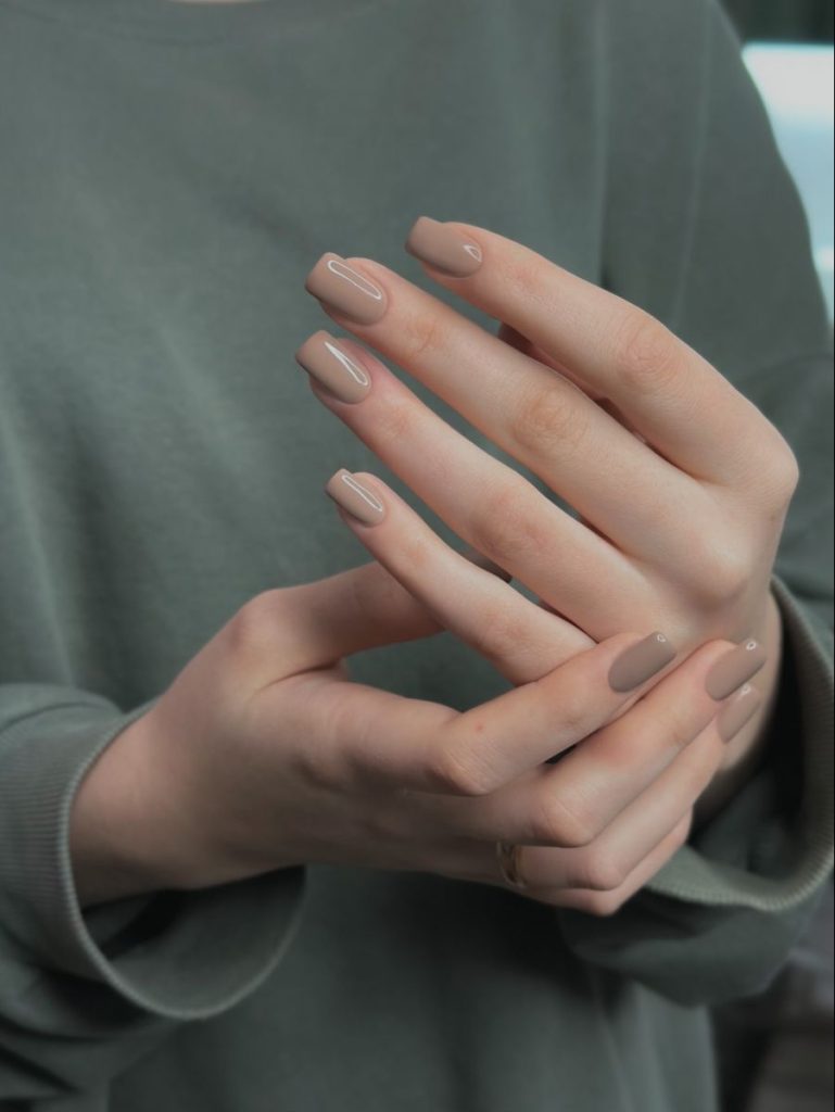 طرح ناخن کوتاه ساده