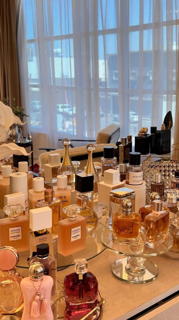 best-women-perfume (39)