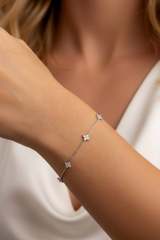 14k Gold Flower Bracelet - Women's Jewellery