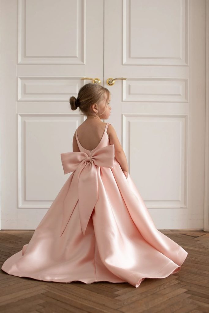 Bow Flower Girl Dress (1)_7_11zon