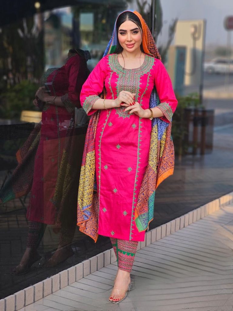bandari-women-dress-models (19)