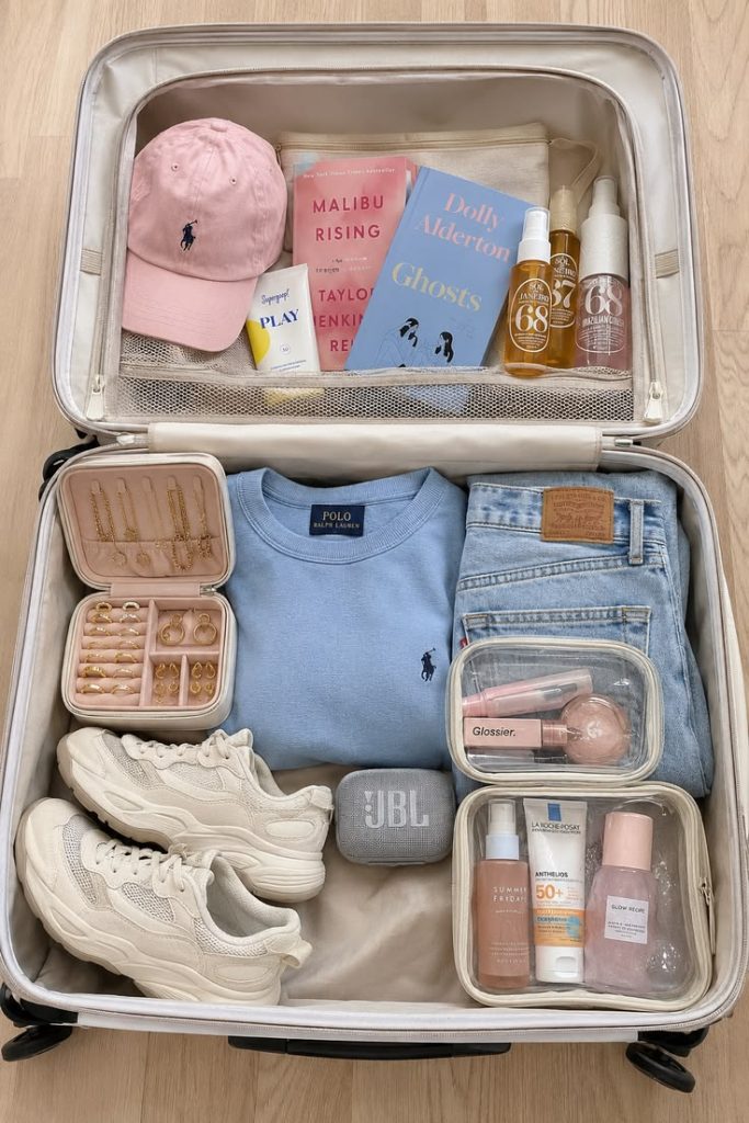 how-to-pack-suitcase (70)