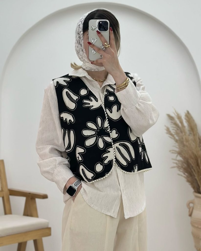 women-vest-outfit-ideas (29)
