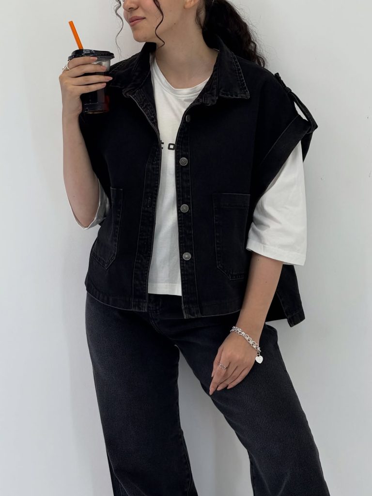 women-vest-outfit-ideas (3)