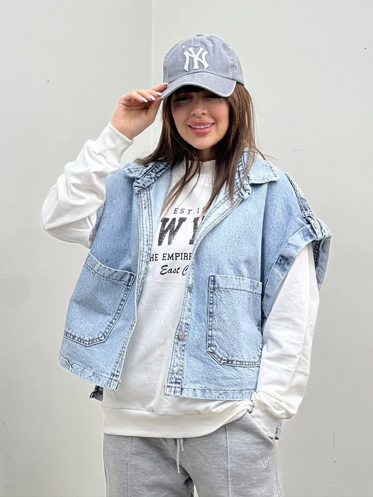 women-vest-outfit-ideas (43)